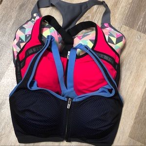 Sports bras (3)